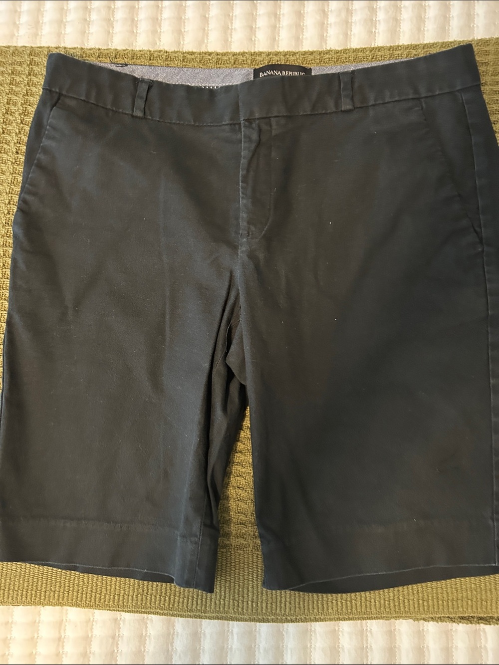 Banana Republic Women’s Black Tailored Bermuda Shorts